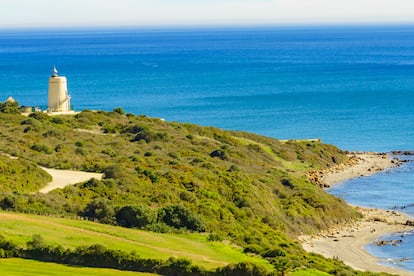 El faro de Carbonera, con vistas al Estrecho de Gibraltar.