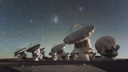 Antenas del observatorio ALMA en el desierto de Atacama. 