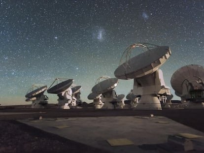 Antenas del observatorio ALMA en el desierto de Atacama. 