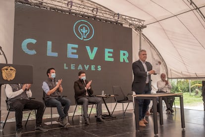 El presidente colombiano Iván Duque, tras firmar un acuerdo con la empresa Clever Leaves, en Boyacá, Colombia, el 23 de julio.