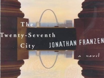 El novelista del momento mira a su ciudad