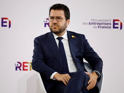 El presidente de la Generalitat debate en un foro empresarial en Paris.