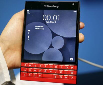 Una imagen de archivo de un Blackberry Passport.