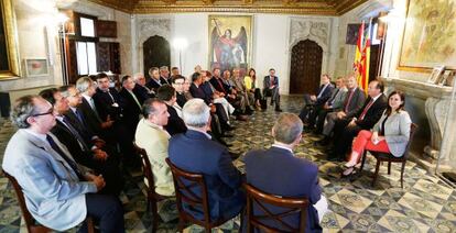 Reuni&oacute;n del presidente de la Generalitat con los representantes de las organizaciones empresariales valencianas.