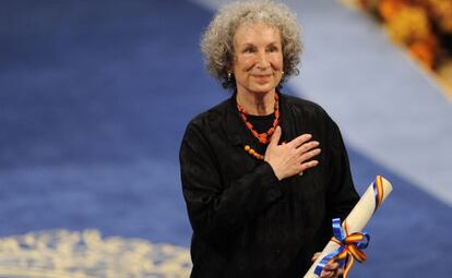 La escritora Margaret Atwood después de recibir el Premio Príncipe de Asturias en octubre de 2008.