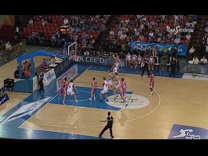 Cajasol 76-65 Manresa