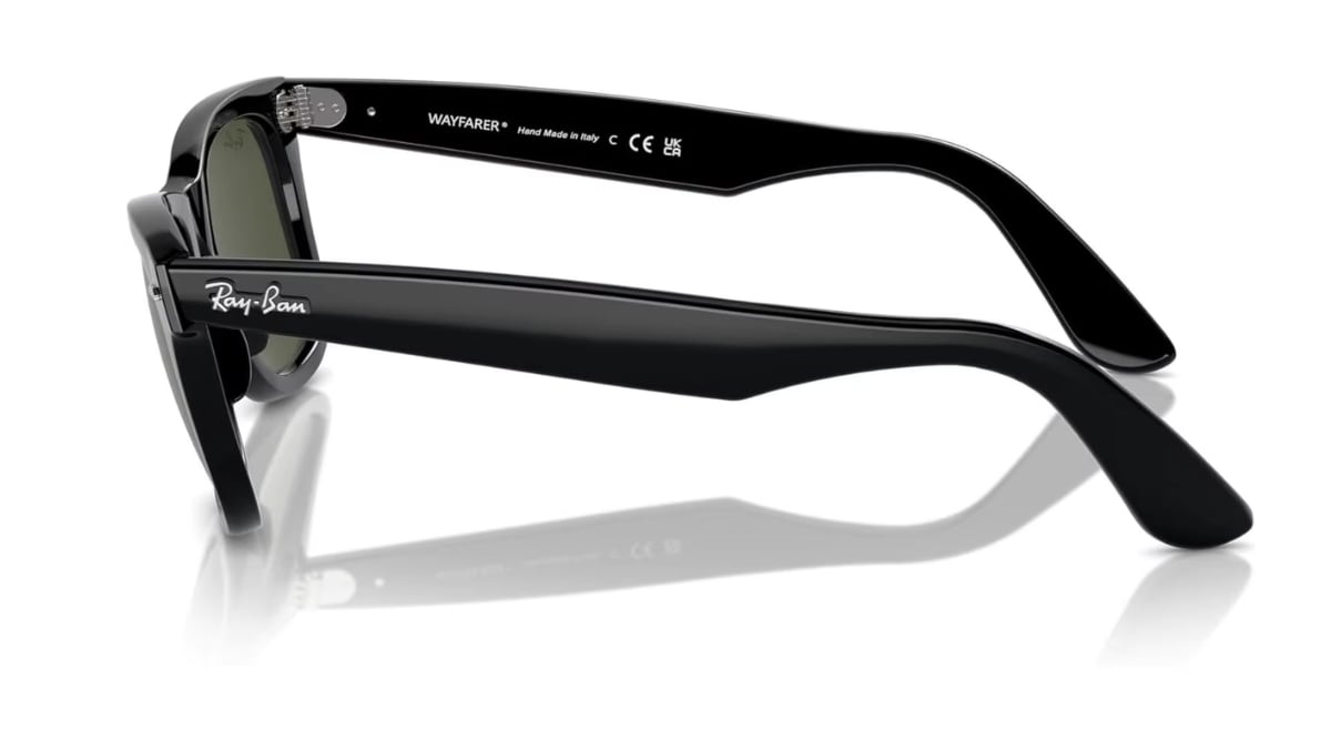 Estas gafas Ray-Ban tienen una montura de acetato.