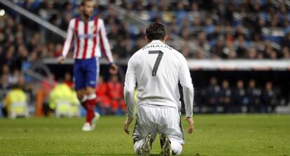 La desesperación de Cristiano en el último derbi.