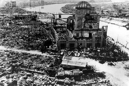 Ruinas de Hiroshima tras la caída de la bomba atómica el 6 de agosto de 1945.