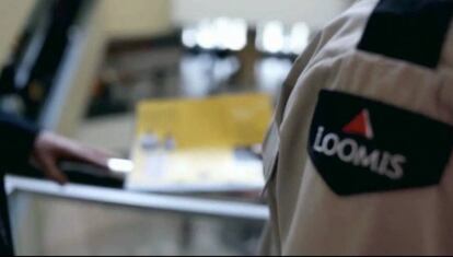 Un trabajador de la compañía de seguridad Loomis.