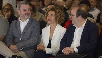 Meritxell Batet, entre Jaume Collboni i Miquel Iceta.