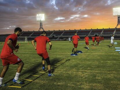 Un entrenamiento de los Cimarrones de Sonora.