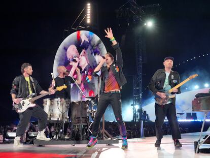 Coldplay actuando en Dallas, Texas, en mayo de 2022 durante la gira del disco 'Music of the Spheres', la misma que les lleva a Barcelona.