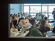 Estudiantes en una clase de la Escuela de Educación de la Universidad de Valencia.