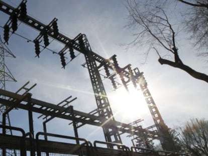 Subestación eléctrica en el barrio de La Estrella, en Madrid.