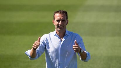 Rubén Baraja, nuevo entrenador del Valencia, durante su presentación con el Real Zaragoza en 2020.