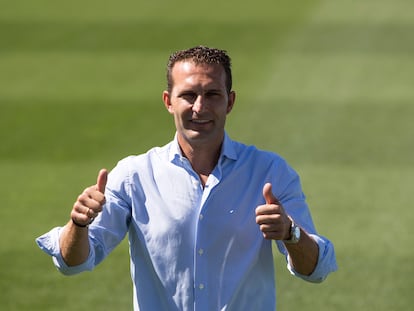 Rubén Baraja, nuevo entrenador del Valencia, durante su presentación con el Real Zaragoza en 2020.