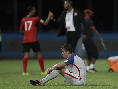 O norte-americano Matt Besler, após a derrota frente a Trinidad e Tobago.