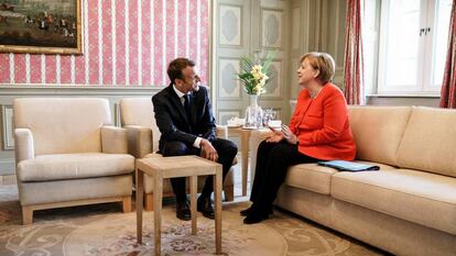 Emmanuel Macron e Angela Merkel, em junho de 2018 em Meseberg (Alemanha).
 