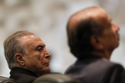 O presidente Michel Temer e o tucano Aloysio Nunes.