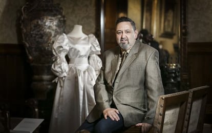 Josep Casamartina i Parassols director y vicepresidente de la fundación Antoni Montpalau en el Circulo del Liceu en un homenaje a Manuel Pertegaz.