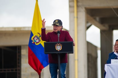 Gustavo Petro durante la inauguración de tren suburbano RegioTram, el 17 de junio en Facatativa, Cundinamarca.
