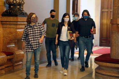 Diputados de los grupos independentistas en el Parlamento catalán, en una imagen de archivo
