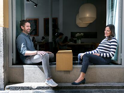 Xisco Zafra y Vicen Ybarra, en el restaurante Federal de Valencia este viernes.