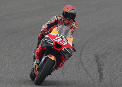 HRC (Honda Racing Corporation) y el piloto español Marc Márquez, han decidido separarse. En un comunicado breve se explica que “Honda Racing Corporation y Marc Márquez han acordado de común acuerdo poner fin anticipadamente a su contrato de cuatro años al concluir la temporada 2023 del Campeonato del Mundo de MotoGP” y poner fin al binomio más exitoso de la era moderna de MotoGP, con seis títulos en once temporadas juntos.