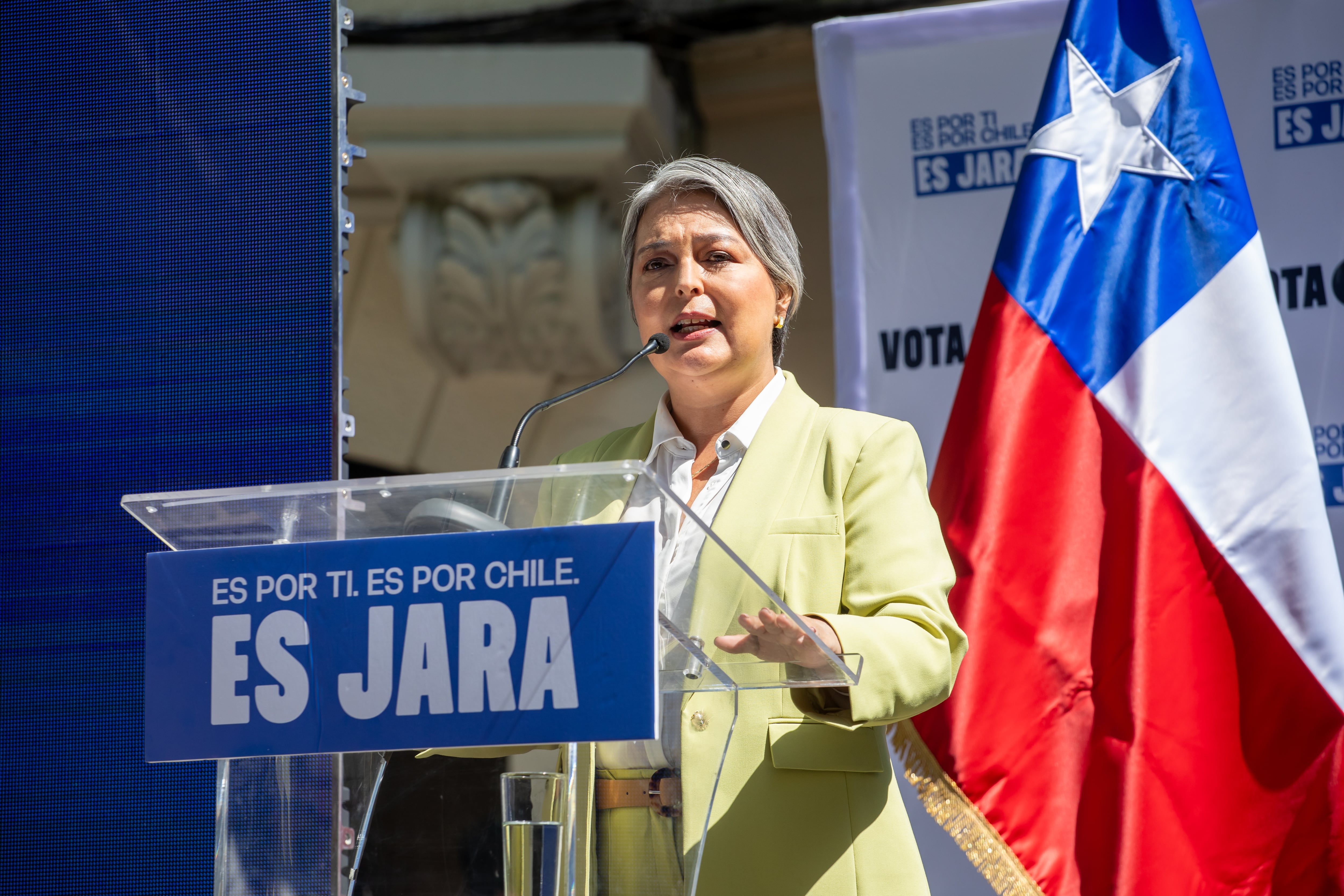 Un error del Ministerio de Educación golpea la candidatura oficialista de Jeannette Jara