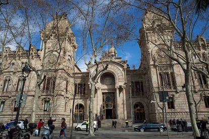 Fachada de la Audiencia provincial de Barcelona