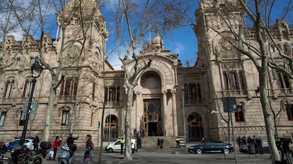 Fachada de la Audiencia provincial de Barcelona.