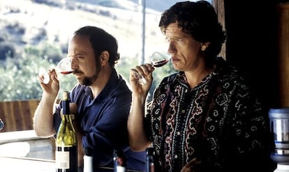 Paul Giamatti y Thomas Haden Church nos enseñan en 'Entre copas' (2004) lo que hay que hacer antes de beber.