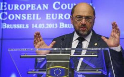 El presidente del Parlamento Europeo, Martin Schulz, da una rueda de prensa durante la reunión de la Comisión Europea que se celebra en Bruselas, Bélgica.