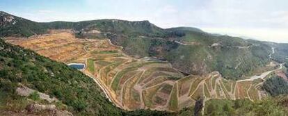 Vista de la restauración paisajística del vertedero del Garraf, de Batlle, Roig y Galí-Izard, que ha ganado el premio del World Architecture Festival en la categoría de reciclaje.