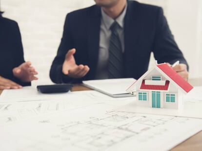 Los guerreros contra las cláusulas abusivas