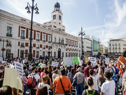 Manifestación en Madrid con motivo del Día Mundial de la Salud Mental.