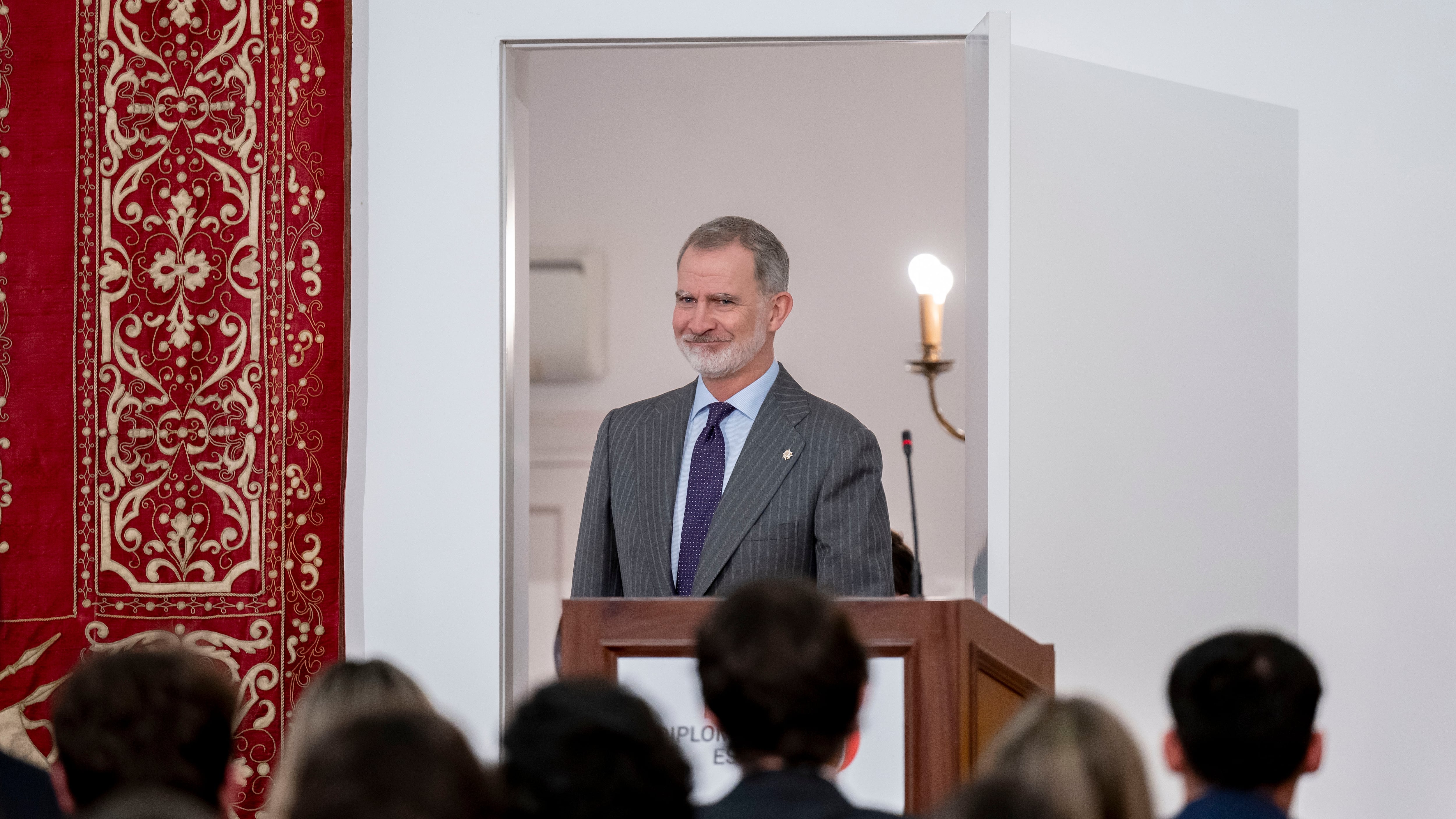 La Casa del Rey señala que el regreso de Juan Carlos I es solo cosa del emérito