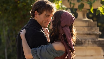 Sam Claflin y Ana Girardot, en 'El conde de Montecristo'.