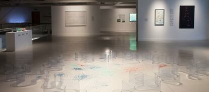 Vista de la exposición 'Diez historias y un paisaje. Jaime Serra' en le Museo de Arte Contemporáneo Gas Fenosa.