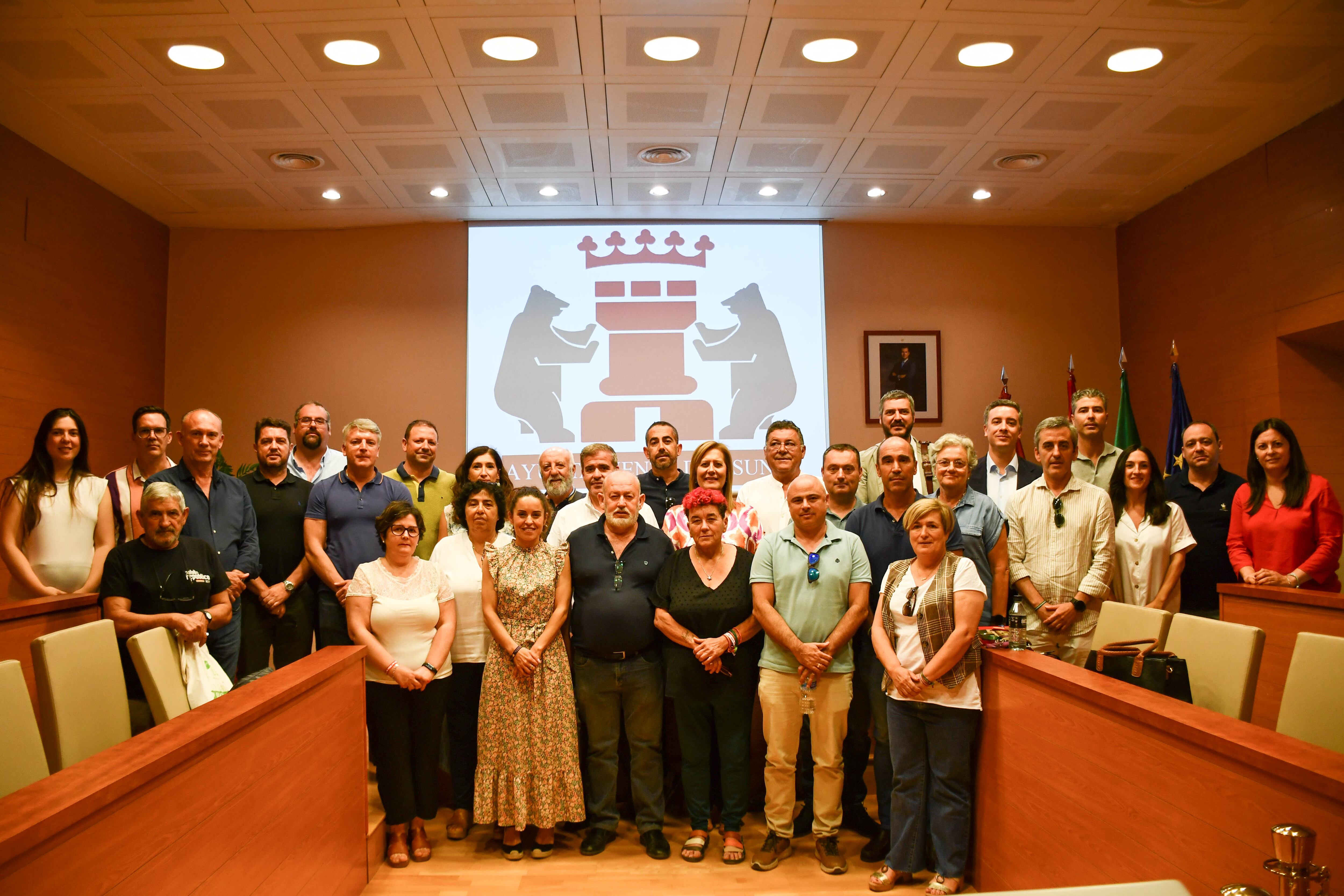 Los alcaldes y concejales reunidos en Osuna, el pasado jueves. / CEDIDA POR EL AYUNTAMIENTO DE OSUNA 