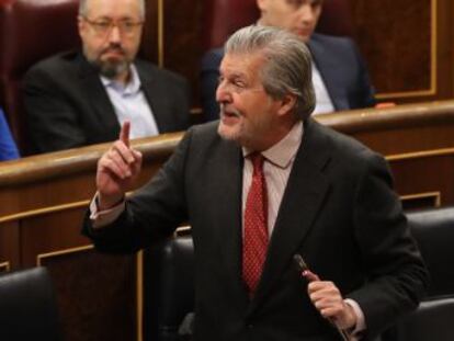 Méndez de Vigo afirma que el Ejecutivo no puede cambiar el sistema educativo de Cataluña  con el 155 o sin él”