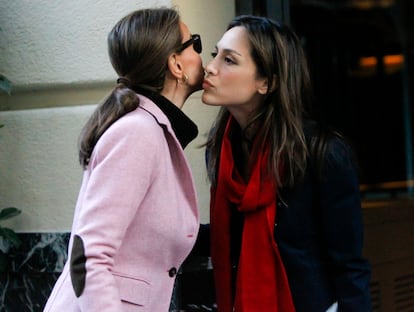 Isabel Preysler y Tamara Falcó, en noviembre de 2011 en Madrid.