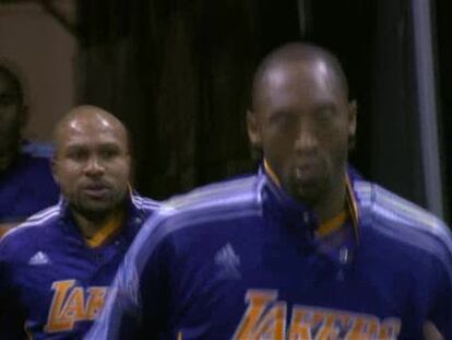 SPURS 97 - LAKERS 82