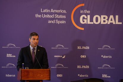 El presidente del Gobierno, Pedro Sánchez, durante su intervención en el foro global económico entre Estados Unidos, Latinoamérica y España en Nueva York, el miércoles.