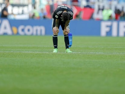 Messi, depois de terminar o jogo contra Islândia.