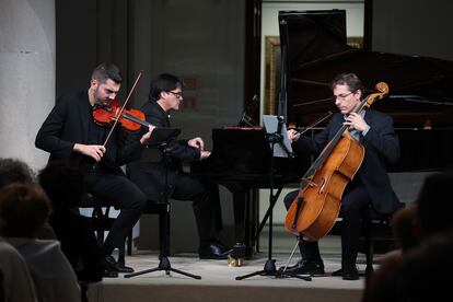 Concierto del Trío Arbós, en la Fundación BBVA, en su 25 aniversario.