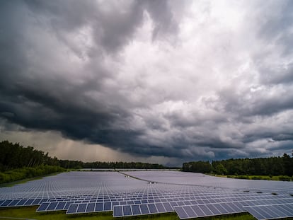 Es hora de que la UE ayude a su industria de paneles solares