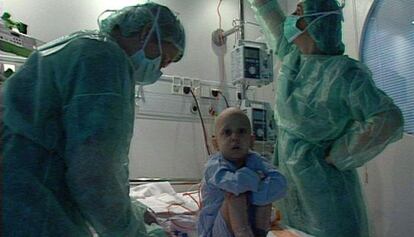 Un niño enfermo de leucemia.