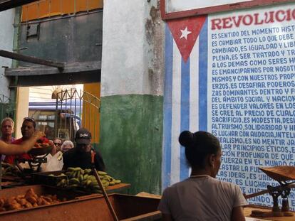 Um mercado agropecuário em Havana.